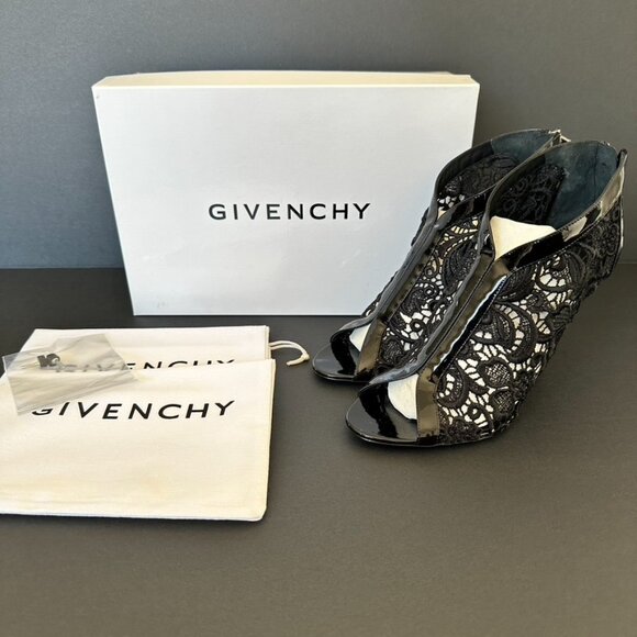 Givenchy Patent Embroidered Peep Toe Ankle Booties Heels Size 37.5 - Picture 1 of 15